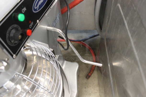 2021 General GEM120 Metal Commercial Countertop 20 Quart Planetary Dough Mixer w/ Stainless Steel Mixing Bowl, Bowl Guard, Whisk, Paddle and Dough Hook Attachments. 110 Volts, 1 Phase. Tested and Working! - Image 6 of 10