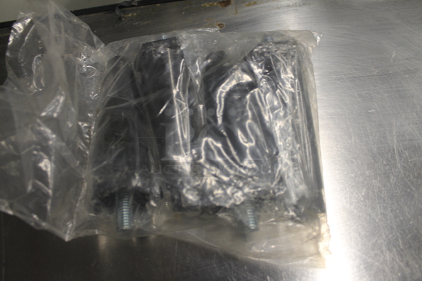 2011 True TSSU-60-24M-B-ST Stainless Steel Commercial Sandwich Salad Prep Table Bain Marie Mega Top w/ 2 Tier Over Shelf on Commercial Casters. 115 Volts, 1 Phase. Tested and Powers On But Does Not Get Cold - Image 7 of 7