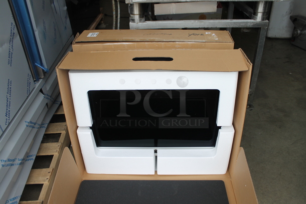 2 Apple A1419 Monitors w/ Apple Box. 2 Times Your Bid! - Image 2 of 7