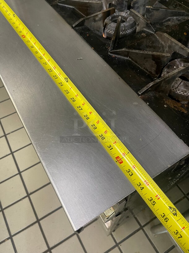 Working! Vulcan Commercial Heavy Duty 6 Burner 36 inch Range with Standard Oven - 198,000 BTU Natural Gas With One Shelf NSF Tested and Working! - Image 7 of 9