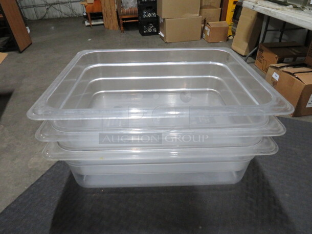 Cambro 1/2 Size 4 Inch Deep Food Storage Container. 3XBID - Image 1 of 1