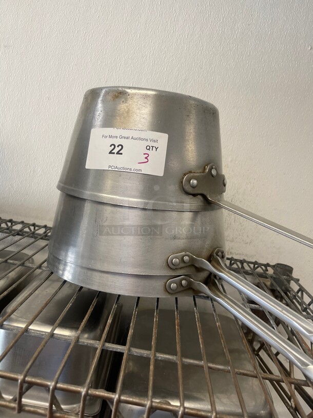 Clean! Commercial Aluminum Cooking and Braising Pans With Handle NSF  - Image 1 of 5