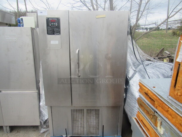 One Randell Blast Chiller. Model# BC-18. 115-120 Volt. 38.5X35X66 - Image 1 of 3