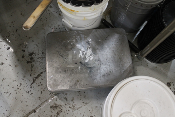 Uline Metal Floor Style Scale. - Image 3 of 5