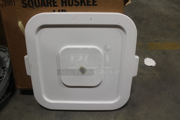 NEW IN BOX! 1 Box (6 Count) Continental 32 Gallon Square Trash Can Lids. 6X Your Bid! 