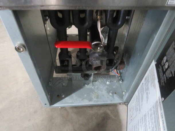 One Prince Castle Natural Gas Deep Fryer. Model# GF90/EFS14-G-P. 15.5X30X47 - Image 4 of 4