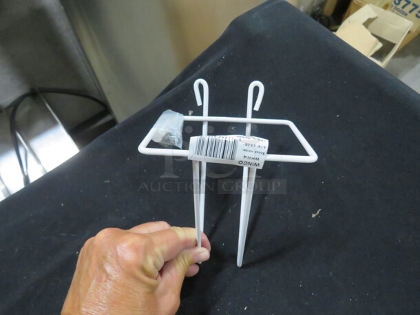 NEW Winco Scoop Holder. 4X5.5. #WHW-4. 4XBID - Image 2 of 2