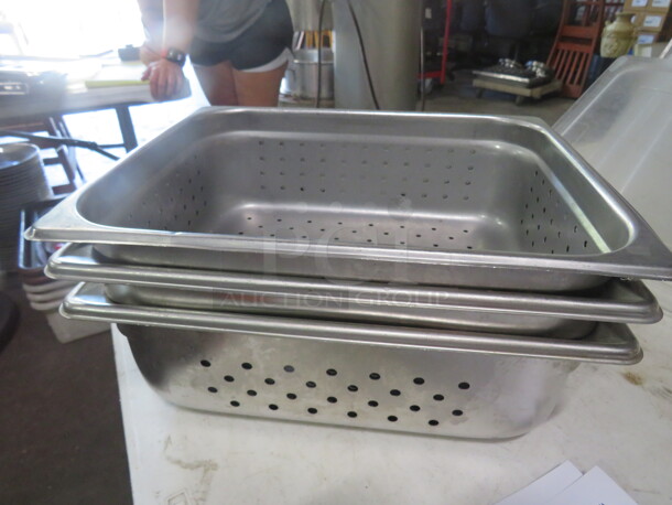 Half Size 4 Inch Deep Perforated Hotel Pan. 3XBID - Image 1 of 1