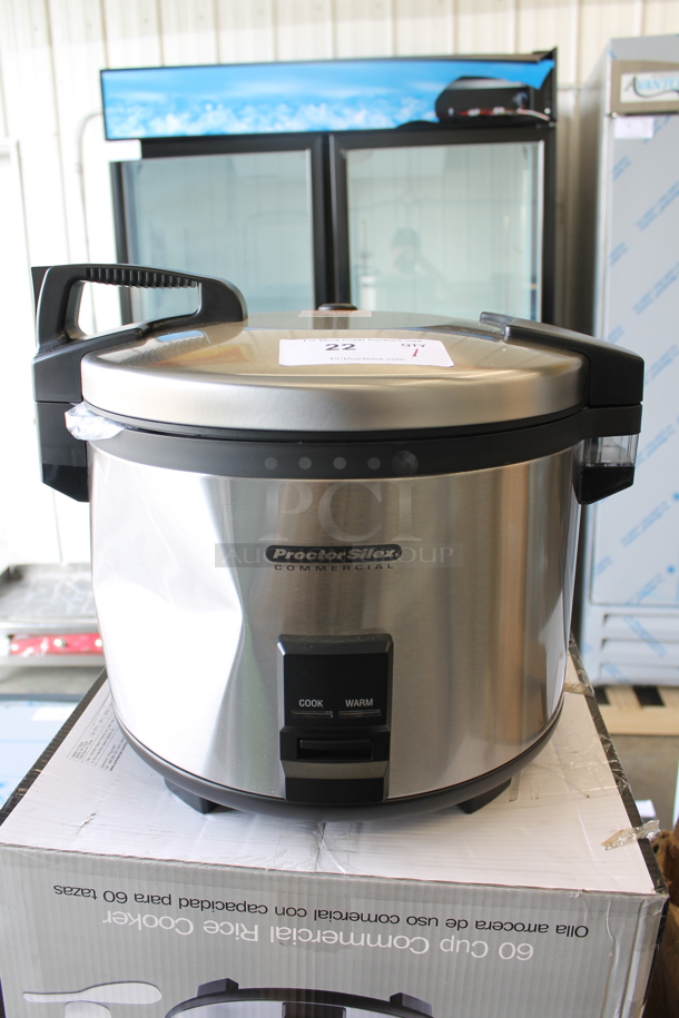 BRAND NEW SCRATCH AND DENT! Proctor Silex 37560R Stainless Steel Commercial Countertop Rice Cooker. 120 Volts, 1 Phase. Tested and Working! - Image 1 of 6