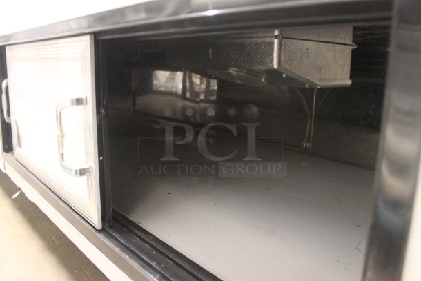 BRAND NEW SCRATCH AND DENT! Stainless Steel Commercial Ice Buffet Station.  - Image 5 of 7