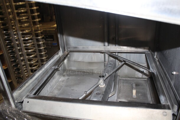 WOW! Champion Model DH2000 Commercial Stainless Steel Door Style Dishwasher. 26x26x63.5 208/240V/60Hz. 3 Phase. Working When Pulled! - Image 4 of 6