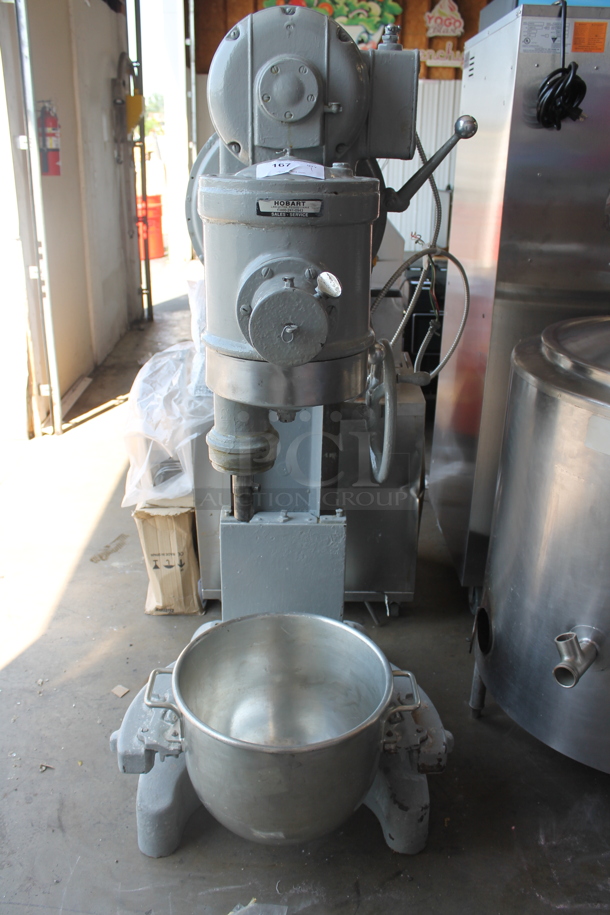 Hobart Metal Commercial Floor Style 40 Quart Planetary Dough Mixer w/ Stainless Steel Mixing Bowl. 208-240 Volts, 3 Phase. - Image 2 of 12