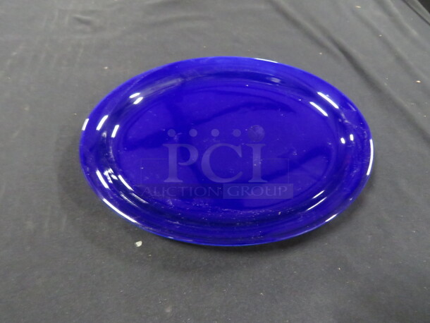 NEW iti 9.5X8 Blue Platter. #14-2.  11XBID