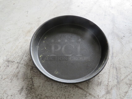 10.5 Inch Round Pans. 10XBID