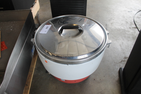 BRAND NEW! Kashiwa Metal Commercial Countertop Propane Gas Powered Rice Cooker. 