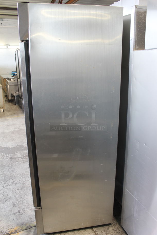 2015 True T-35 Stainless Steel Commercial 2 Door Reach In Cooler w/ Poly Coated Racks on Commercial Casters. Tested and Powers On But Does Not Get Cold
 - Image 3 of 7
