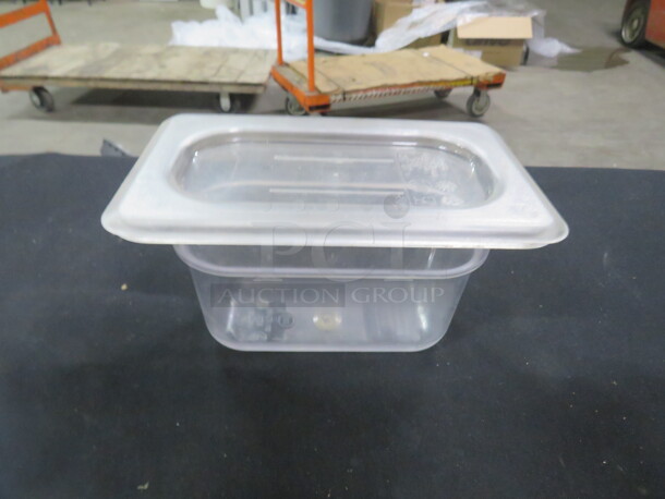 1/9 Size 4 Inch Deep Food Storage Container With  Lid. 3XBID - Image 1 of 1