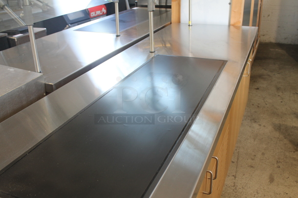 BRAND NEW! Hatco M7JP-0029-IAA-072 Commercial Electric Hot And Cold Serving Station With 2 Glass Overshelfs, Steel Counter and 4 Door Base Cabinet In Wood Style Finish. 115V, 1 Phase. Tested and Working! - Image 2 of 6