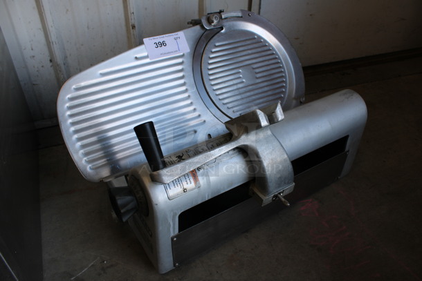 Hobart Model 1812 Stainless Steel Commercial Countertop Meat Slicer. 115 Volts, 1 Phase. 27x19x15. Tested and Working! - Image 5 of 5