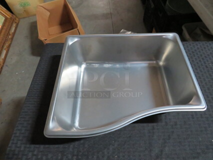 One NEW Vollrath 6.4 Quart Full  Size Short 4 Inch Deep Super Shape Stainless Steel Wild Food Pan. #3100240. $57.59