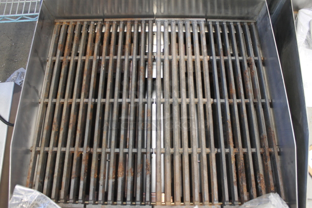 Cooking Performance Group CPG CB-24 Stainless Steel Commercial Countertop Natural Gas Powered Charbroiler Grill. 70,000 BTU. - Image 7 of 11