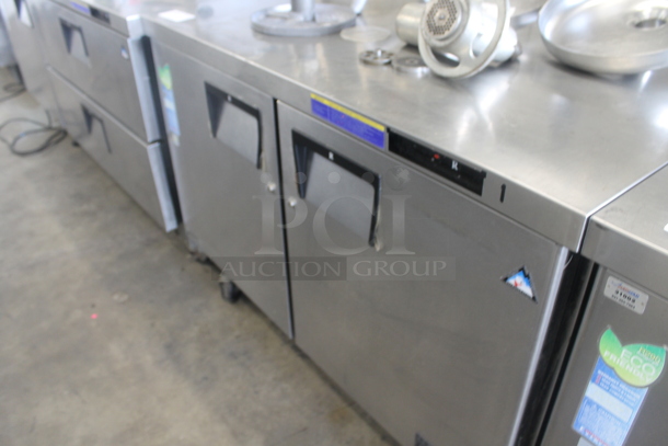Everest ETBR2 Stainless Steel Commercial 2 Door Undercounter Cooler on Commercial Casters. 115 Volts, 1 Phase. Tested and Working! - Image 2 of 6