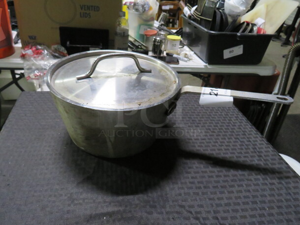 One 10 Inch Sauce Pan With Lid. - Image 1 of 1