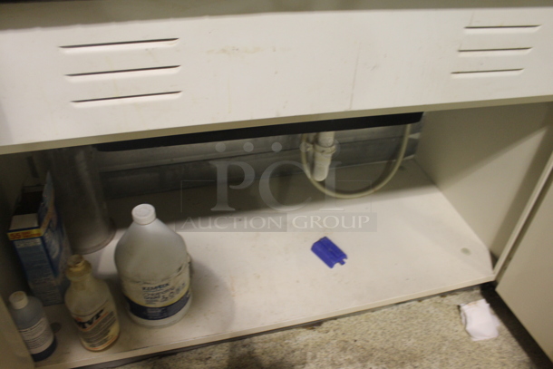 ALL ONE MONEY! Lot of Counter w/ Sink, Doors, Drawers and Contents. BUYER MUST REMOVE. - Image 8 of 9