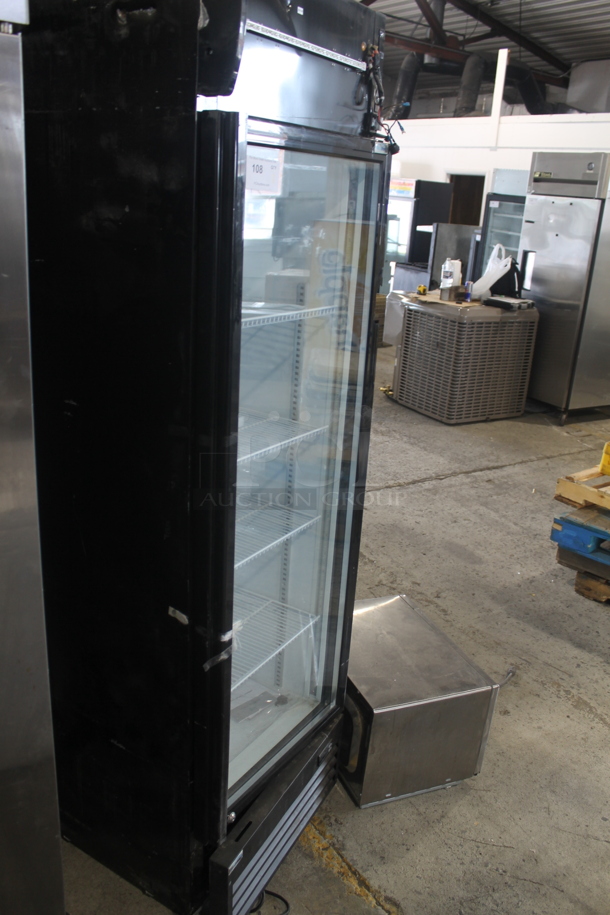 BRAND NEW SCRATCH AND DENT! KoolMore MDR-1GD-131C Commercial Single Door Merchandiser Cooler With Polycoated Shelves, Black. 115V. Tested and Working! - Image 2 of 6