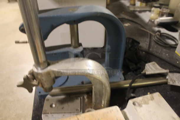 White Counter w/ Black Countertop, Doors, Drawers and Contents. BUYER MUST REMOVE. - Image 3 of 8