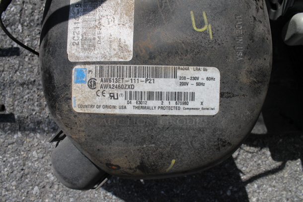 6'x8' Tafco Walk In Freezer Box w/ Floor, Tecumseh AW613ET-111-P21 208-230 Volt, 1 Phase Compressor and Evaporator Fan. Picture of the Unit Before Removal Is Included In the Listing. - Image 6 of 7