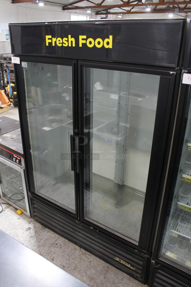 True GDM-49 Metal Commercial 2 Door Reach In Cooler Merchandiser. 115 Volts, 1 Phase. Tested and Working!