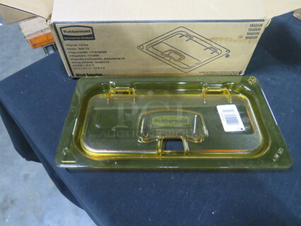 NEW Rubbermaid 1/3 Size Amber Food Storage Flip Top Lid. 6XBID