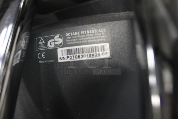 Octane Fitness Step Machine. 115 Volts, 1 Phase.  - Image 6 of 6