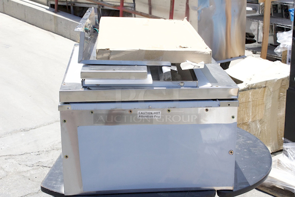 BRAND NEW SCRATCH & DENT! ServIt Two Pan Sealed Well Electric Steam Table with Partially Enclosed Base - 120V, 1000W - Image 3 of 5