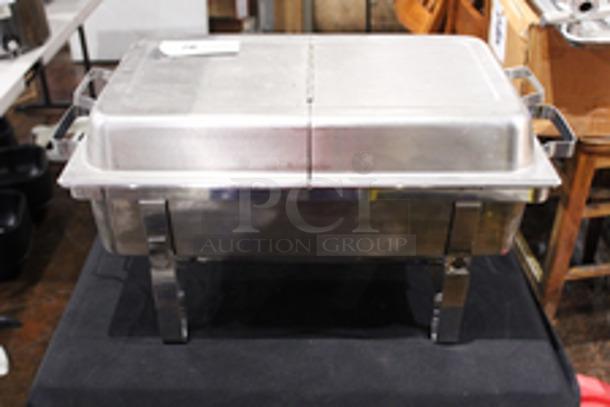 8 Qt. Full Size Chafer Kit with Stainless Steel Hinged Cover. 
24x14x13
