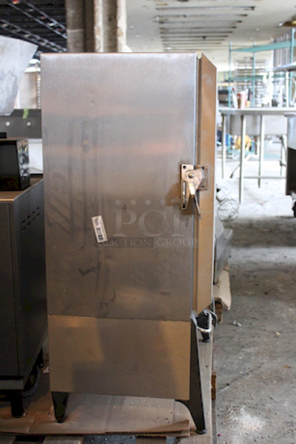 Silver King SK12MAJ Milk Dispenser, 2 Milk Crate Capacity, 115v/60hz, 26-1/2x17-1/8x39-1/2 6000 - Image 4 of 6