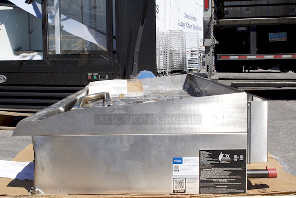BRAND NEW SCRATCH & DENT! Cooking Performance Group GM-CPG-60-NL 60" Gas Countertop Griddle with Manual Controls - 150,000 BTU - Missing Knobs  - Image 3 of 6