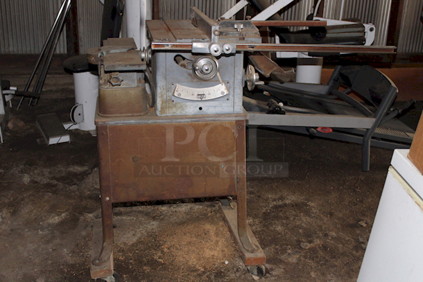 VINTAGE! Delta Homecraft 8" Table Saw/Joiner Combo With Rockwell 62-253 Motor.  - Image 1 of 11