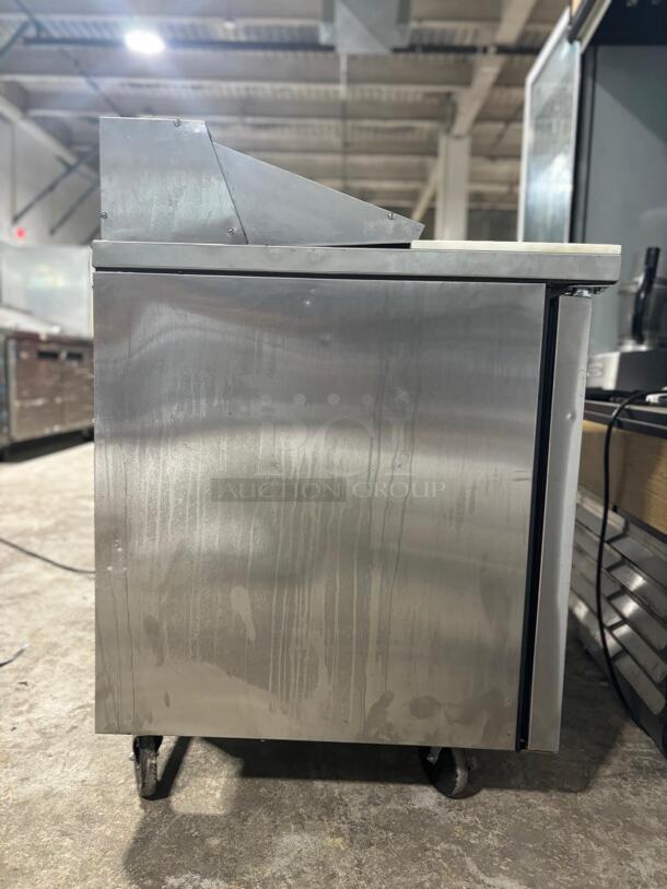 True TSSU-48-12-HC 48" TSSU Series Sandwich/Salad Prep Table w/ Refrigerated Base, 115v
 - Image 4 of 7