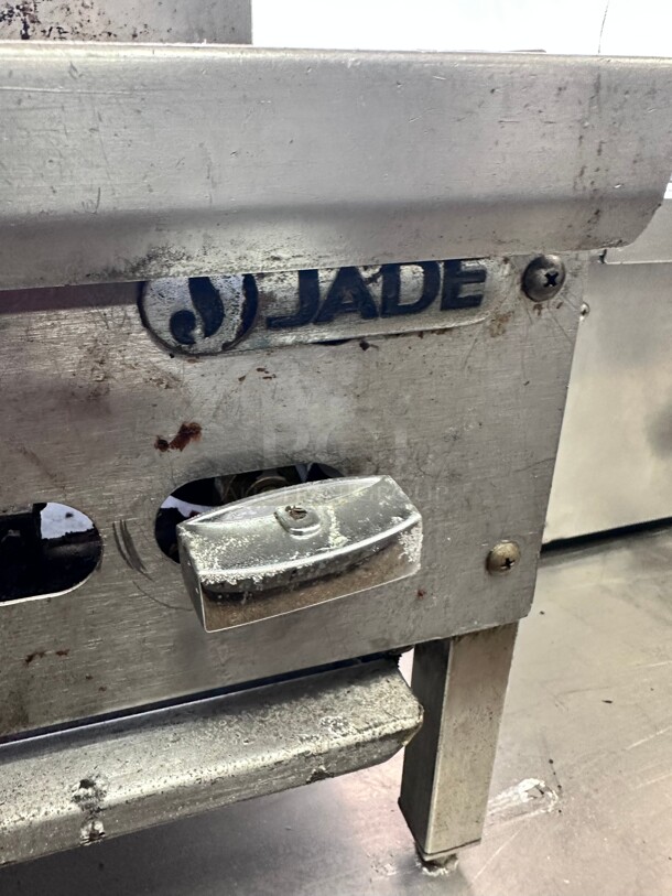 Working Jade Range  56inch Step Up Gas Hotplate w/ (10) Burners & Manual Controls, Natural Gas NSF - Image 2 of 6