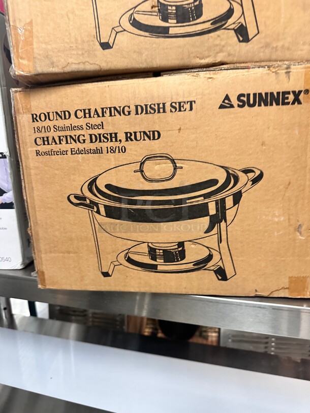 New! SUNNEX STAINLESS STEEL ROUND CHAFING DISH SET 18/10  - Image 1 of 6