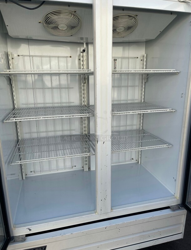 Certified Working Master-Bilt BLG-52HD Low Temp Glass Door Freezer Merchandiser 220 Volt 1 Phase  - Image 10 of 11