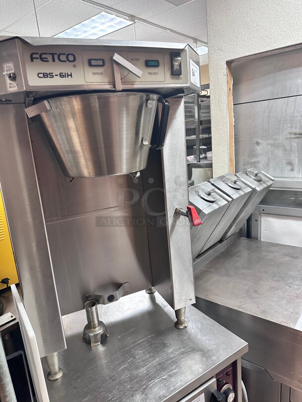 Clean Fetco CBS-61H C61016 Stainless Steel Single Automatic Coffee Brewer - 120/208-240V NSF Working - Image 3 of 7