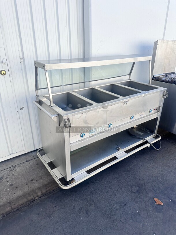 Excellent Condition Duke E304SW Electric 4 Compartment Hot Food Table With Sneeze Guard 220 Volt Tested and Working - Image 2 of 8