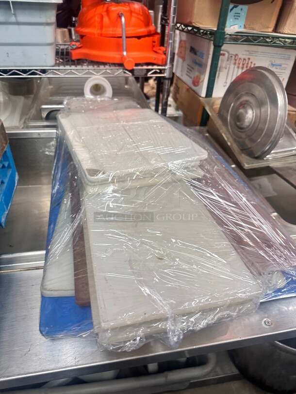 One Lot Of Assorted Cutting Board - Image 3 of 4