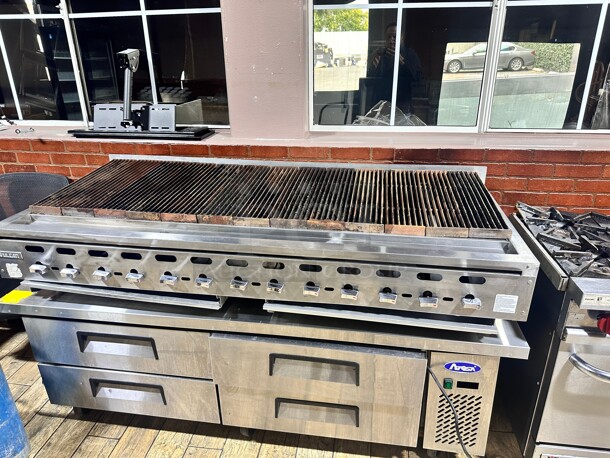 Late Model Vulcan VCCB60 60 inch Charbroiler - Low Profile, Cast Iron Grates, 159,000 BTU, Natural Gas Working