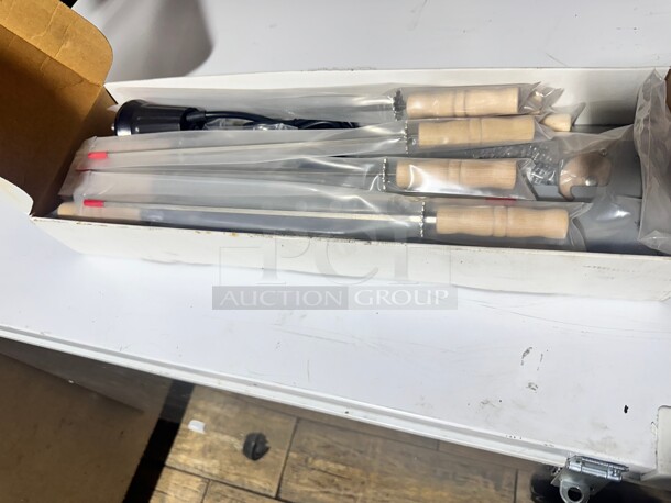 New Spinarri 975 -Motorized skewers for your existing gas or charcoal BBQ grill - Image 6 of 6
