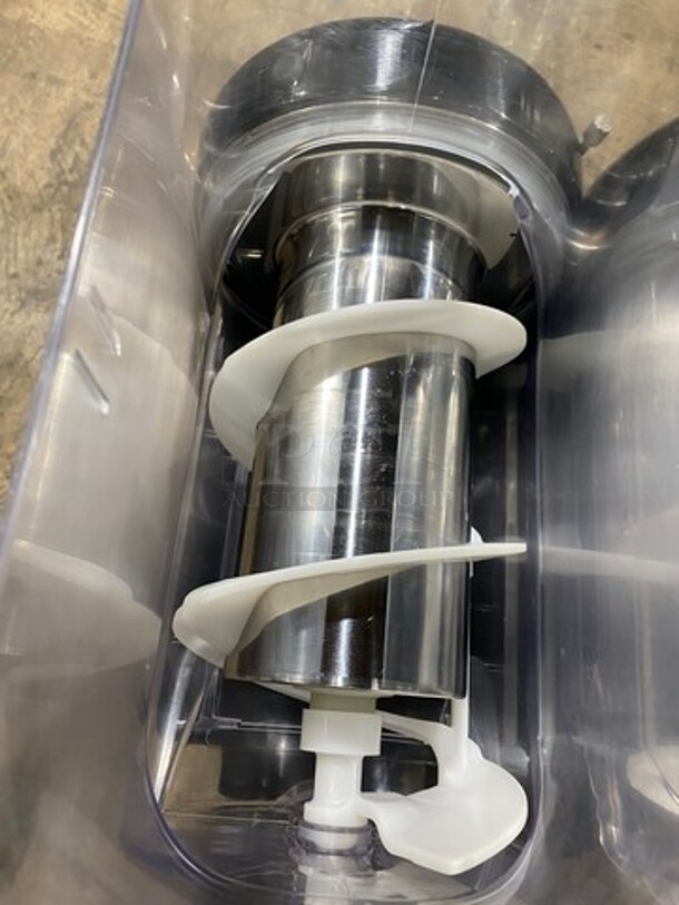 Icetro Commercial Countertop 2 Flavor Slushie/ Frozen Beverage Dispenser! Stainless Steel body! On Small Legs! Model: SSM52 115V - Image 5 of 10