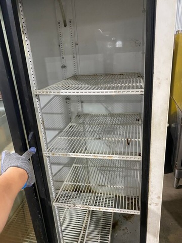 True Commercial 2 Sliding Door Reach In Refrigerator Merchandiser! With View Through Doors! With Poly Coated Racks! Model: GDM33 SN: 14655437 115V 60HZ 1 Phase - Image 7 of 9